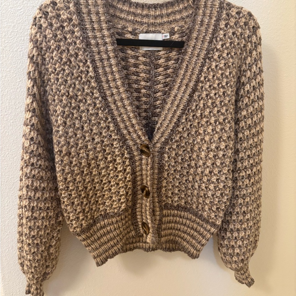 Lush Textured Knit Cardigan in Brown and Cream